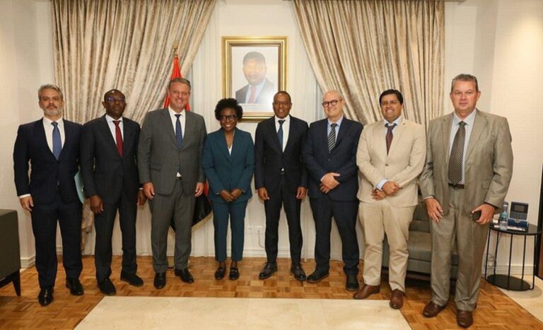 Projeto para brasileiro plantar em Angola terá custo de US$ 120 milhões