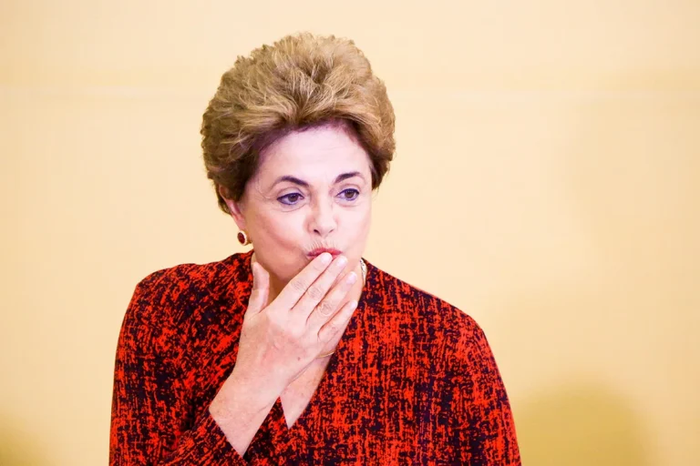 Celebrando a trajetória de Dilma Rousseff aos 78 anos