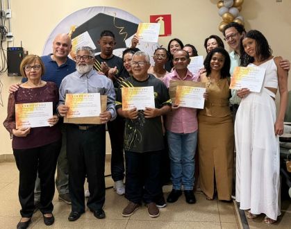 Educação de jovens e adultos: UFMG forma primeira turma no hospital