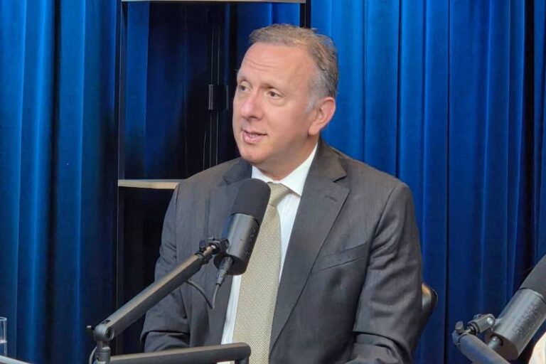 Aguinaldo Ribeiro propõe flexibilização nas licitações para IAs nacionais