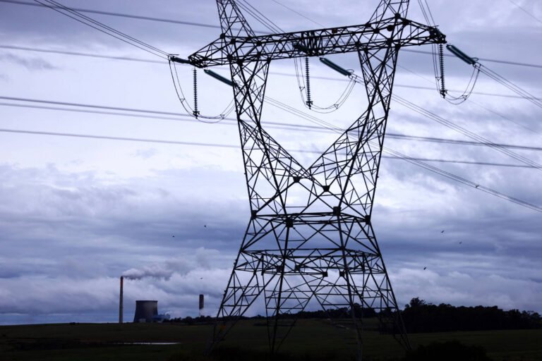 Reforma do setor elétrico: avanços e desafios após vetos governamentais