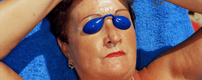 Martin Parr e o absurdo do cotidiano em suas fotografias