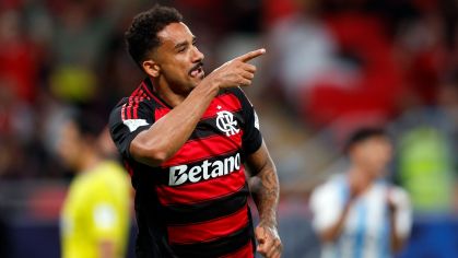 Gol de Danilo garante vantagem ao Flamengo contra o Pyramids