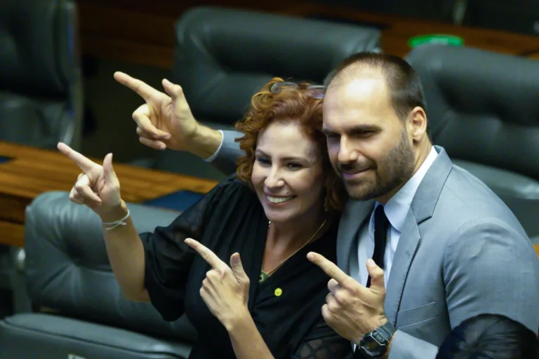 Câmara enfrenta semana decisiva para Eduardo Bolsonaro e Ramagem