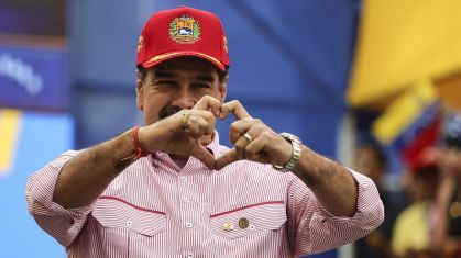 Colômbia se oferece para receber Maduro em caso de transição de poder