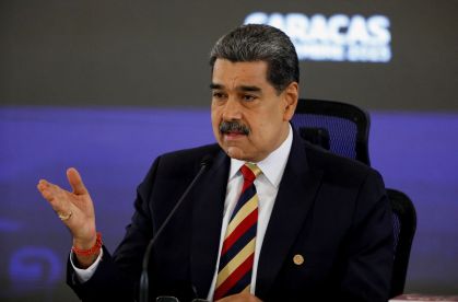 Nicolás Maduro pede apoio dos EUA após conversa com Putin