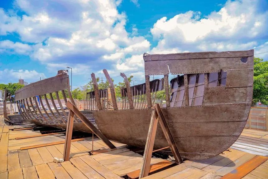 Barco de 22 metros encontrado na obra da COP30 é restaurado