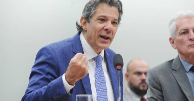 Recessão técnica no Brasil acende alerta sobre PIB e debate econômico