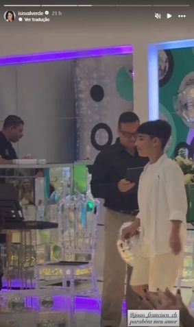João Francisco Buaiz se forma e recebe homenagens de Wanessa Camargo e Isis Valverde