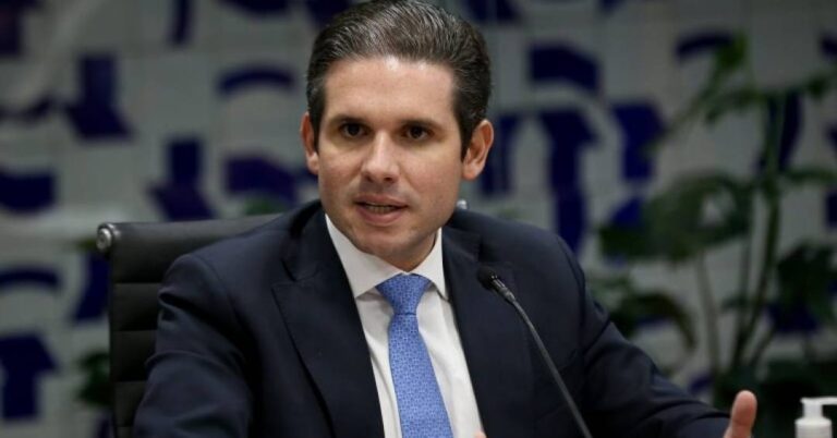 Motta libera deputados para semana de home office sob pressão da anistia