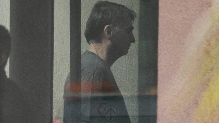 Entenda quem pode ficar na sala de Estado Maior onde Bolsonaro está detido