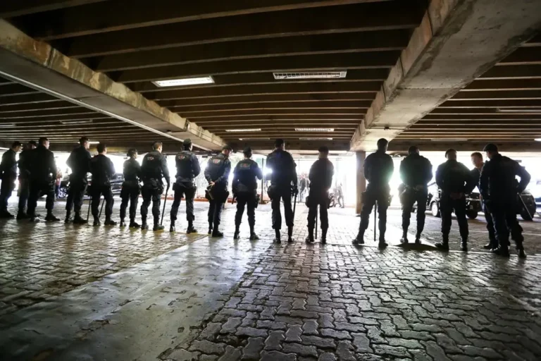 Diagnóstico de depressão atinge agentes penitenciários no Brasil