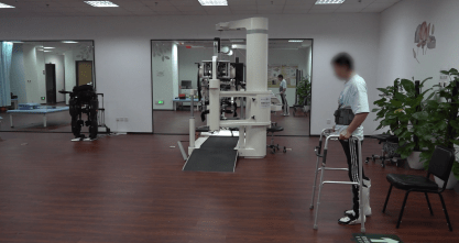 Nova tecnologia permite que paraplégicos andem novamente