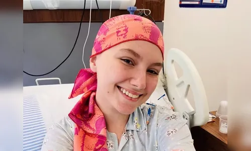 Influenciadora digital Isabel Veloso morre aos 19 anos após luta contra câncer