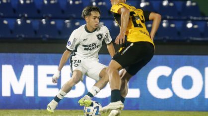 América-MG avança em negociações por empréstimo de atacantes do Botafogo