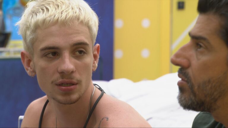 Juliano Floss mantém alerta constante com jogo de Brigido no BBB 26