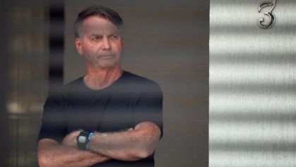 Bolsonaro apresenta tontura ao se levantar, diz Michelle Bolsonaro