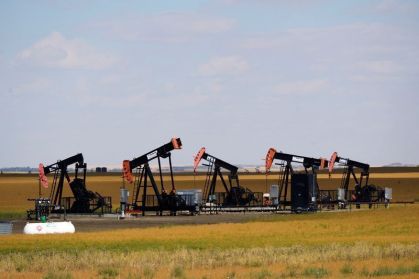 Petróleo sobe com tensão no Irã e alerta na Venezuela e Ucrânia