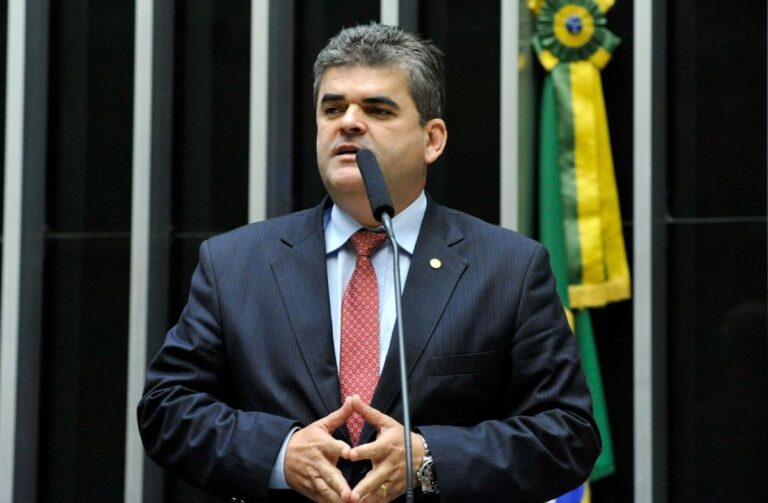 Fux interrompe julgamento do recurso de Washington Reis no STF