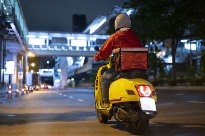 Governo busca avanço no projeto de trabalho por aplicativos em 2026