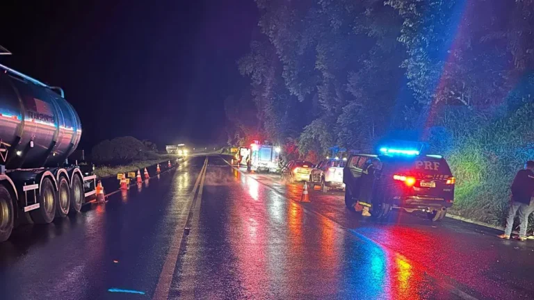 Motorista embriagado causa acidente grave na BR-277 e deixa seis feridos