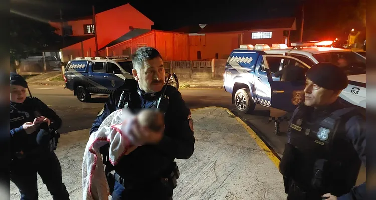 Guarda Municipal salva recém-nascida engasgada em Ponta Grossa
