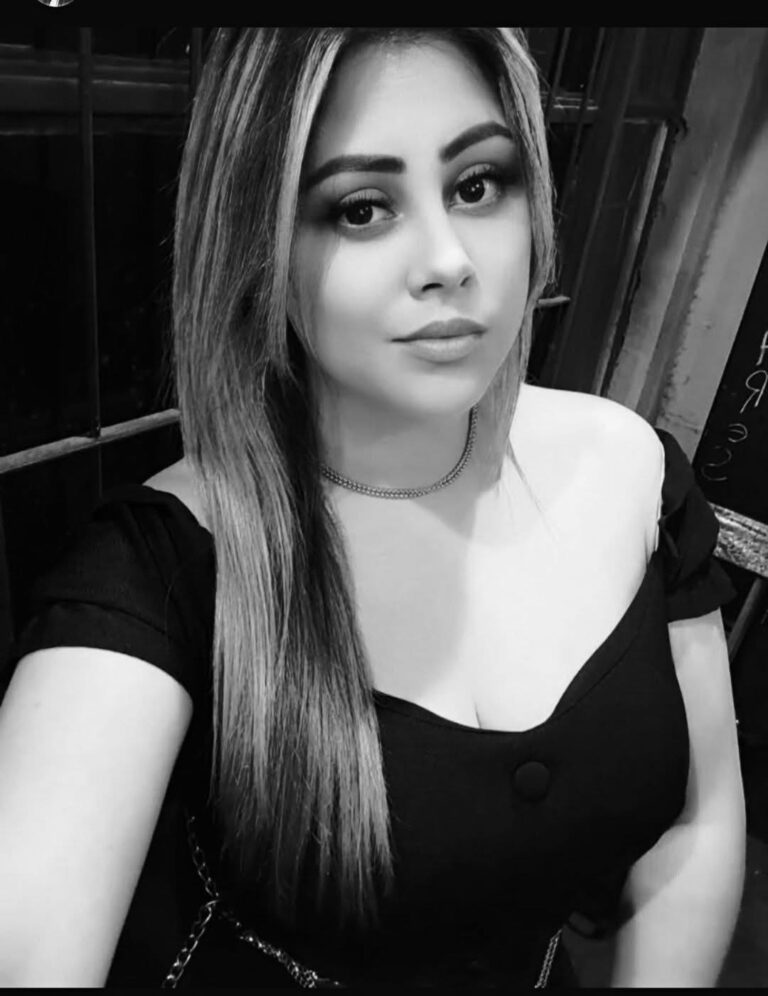Um grave acidente na BR-376, em Palmeira, tirou a vida de Janaina Almeida, de 35 anos, moradora de Ponta Grossa. O piloto da moto segue internado em estado grave.