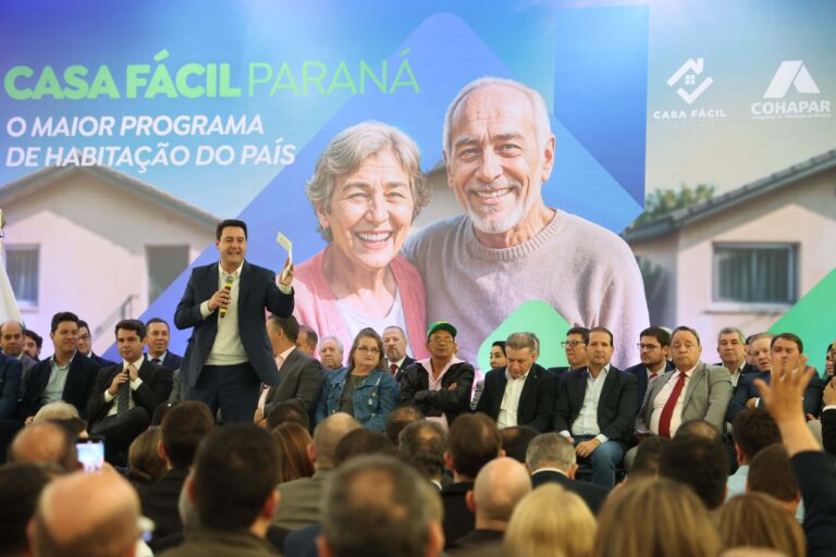 Casa Fácil Rural leva moradia digna para o campo com investimento inicial de R$ 13,6 milhões. Programa vai construir 1.045 unidades para agricultores familiares em 23 municípios.