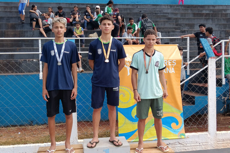 A fase regional dos Jogos Escolares do Paraná mobilizou mais de 55 mil estudantes e agora dá lugar à fase macrorregional. Confira os próximos passos.