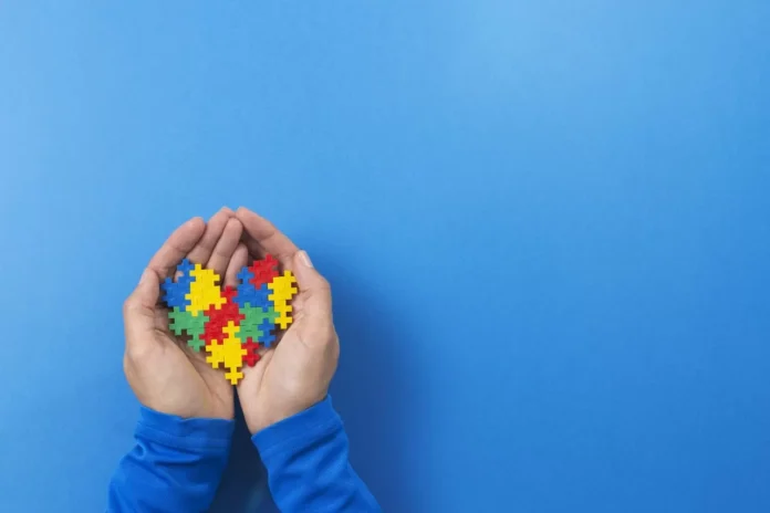 O Governo do Paraná fortalece a nutrição inclusiva para estudantes com autismo, garantindo orientação nutricional e acolhimento nas escolas estaduais.