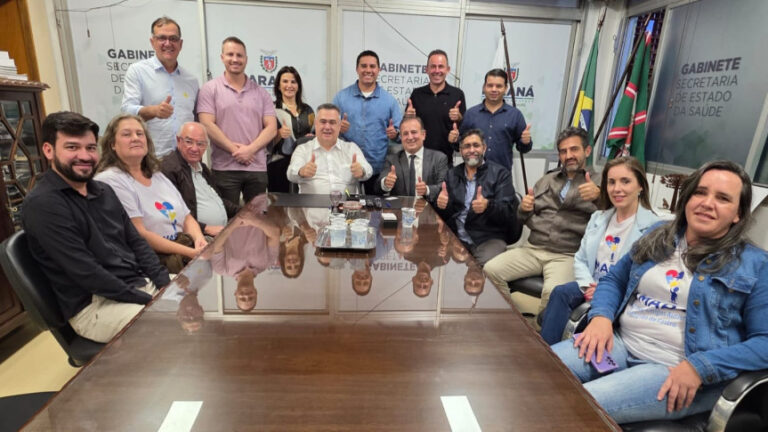 Centro de Atendimento ao Autista de Castro é anunciado com recursos garantidos por Moacyr Fadel, em parceria com Beto Preto e a Prefeitura. Projeto vai transformar vidas.