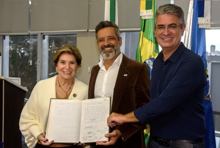 Pastor Moisés Faria assume Prefeitura de Ponta Grossa com compromisso e serenidade