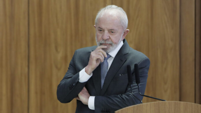Governo Lula pede que STF suspenda ações de restituição por fraude ao INSS e solicita crédito extraordinário para ressarcir vítimas com mais rapidez e segurança jurídica.