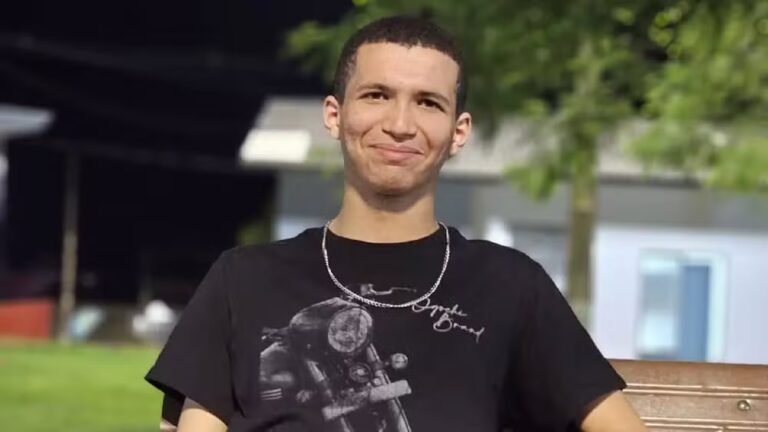 Estudante premiado com intercâmbio morre afogado no Canadá. Victor Gabriel, de 16 anos, era aluno da rede estadual do Paraná e participava do programa Ganhando o Mundo.