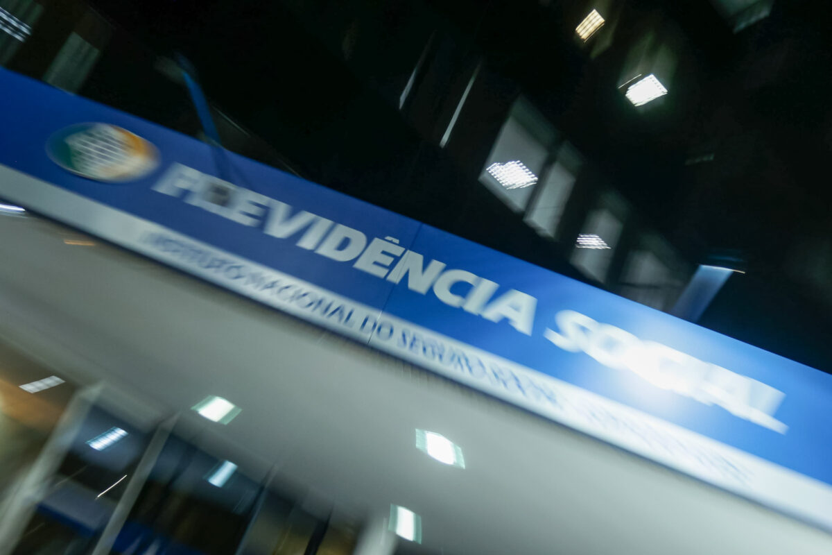 INSS Aperta o Cerco Contra Fraudes: Acordo no STF Impõe Novas Regras e Devolução de Valores