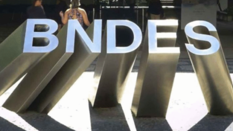 BNDES avalia suspensão temporária de dívidas para exportadores afetados