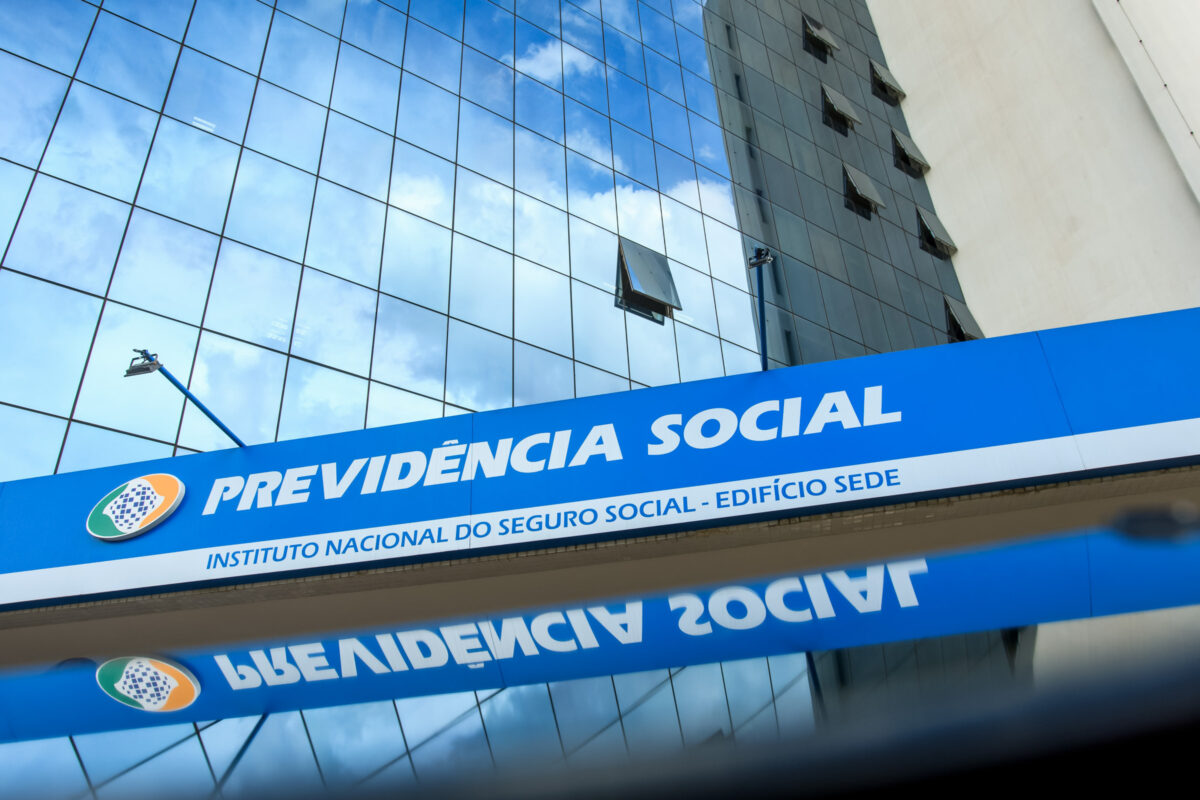 INSS Devolve Valores a Milhões de Beneficiários Lesados por Descontos Indevidos