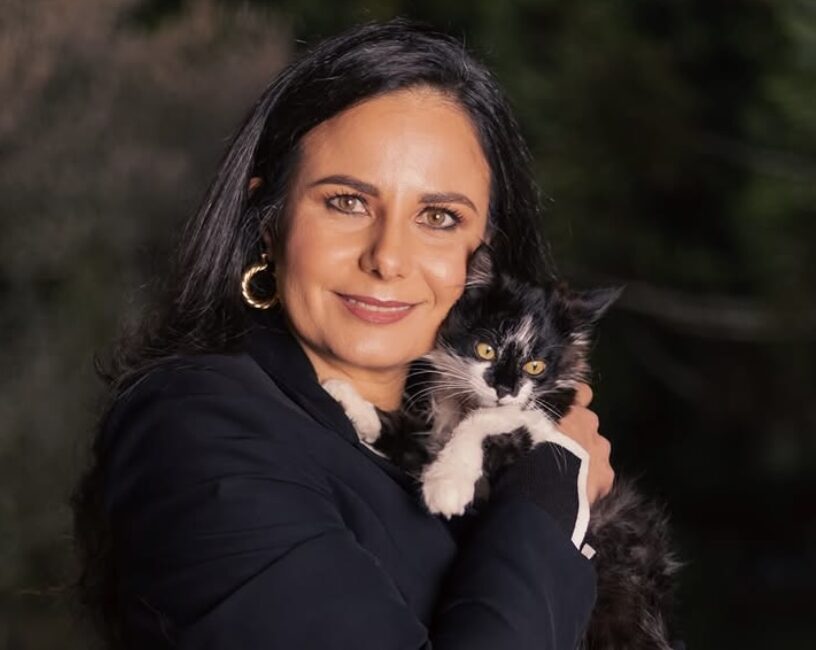 Dra. Erika Zanoni, referência em proteção animal, é homenageada em Ponta Grossa