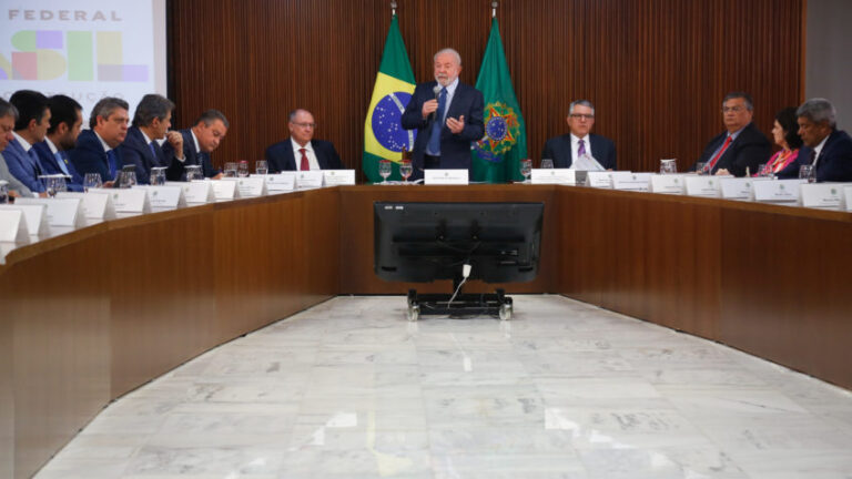 Lula realiza 2ª reunião ministerial de 2025