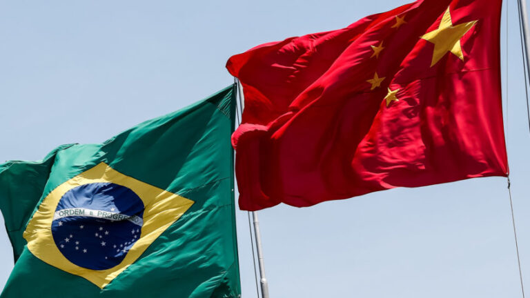 Cooperação Brasil-China se intensifica diante de tensões comerciais