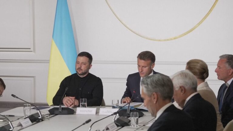 Líderes europeus articulam garantias de segurança à Ucrânia em Paris