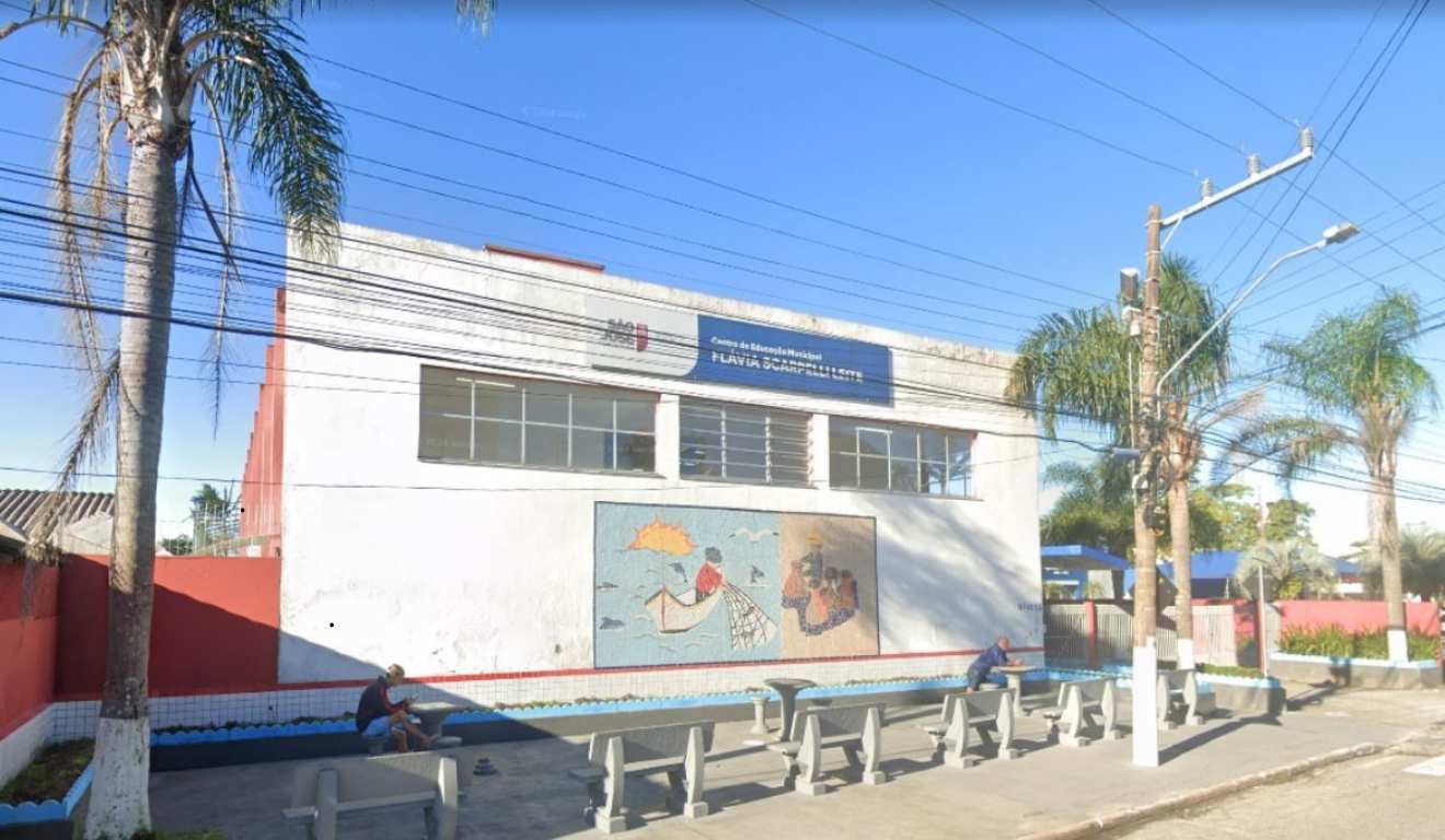 Professora agride aluno autista em sala de aula
