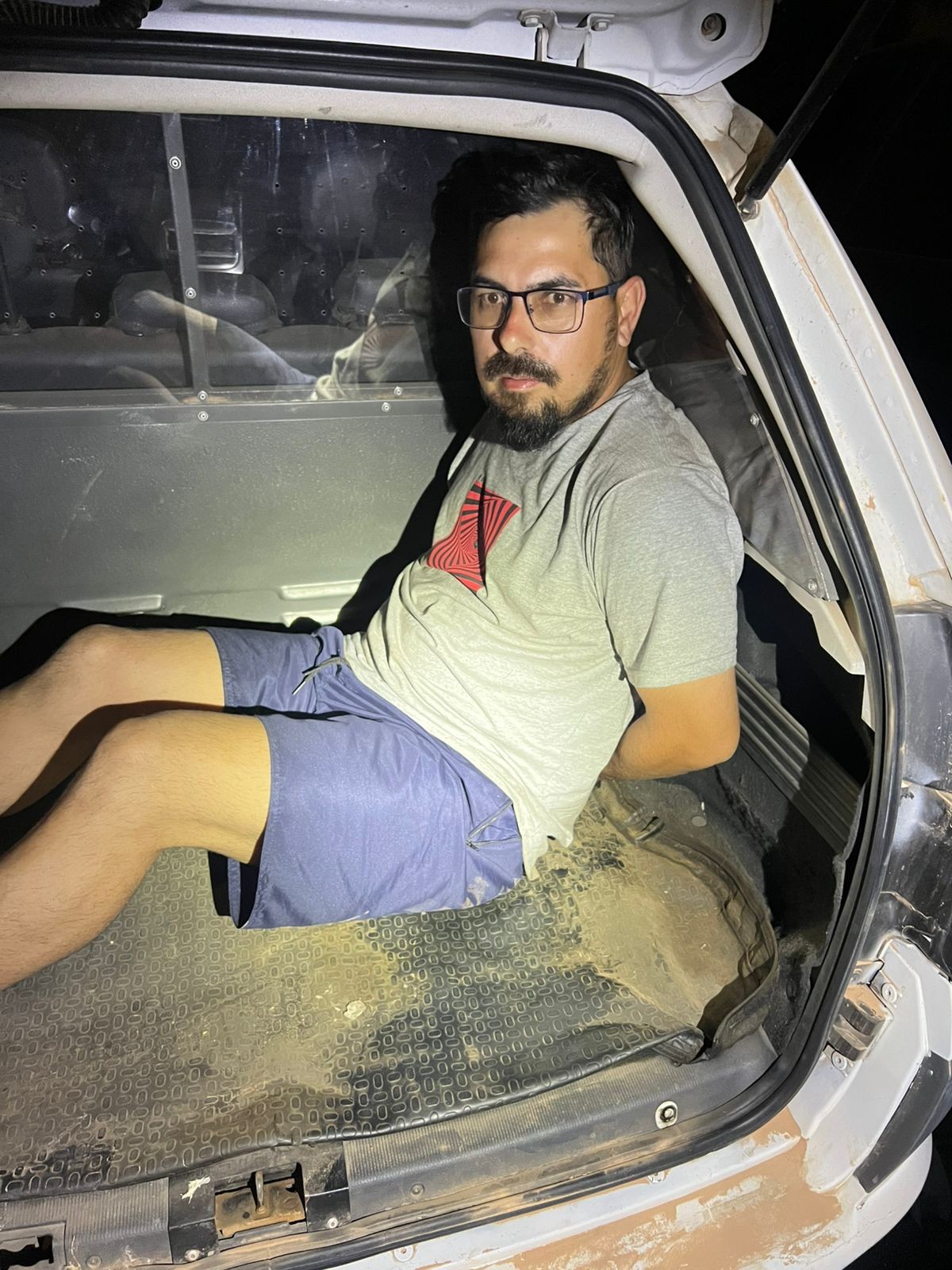 Suspeito de feminicídio é preso em mata da Fernão Dias