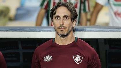 Luis Zubeldía passa por angioplastia e terá afastamento estendido