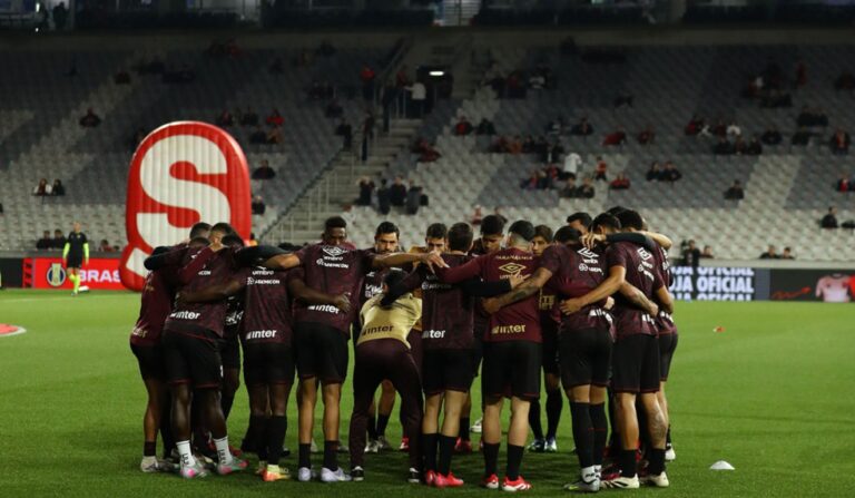 Athletico inova na pré-temporada e utiliza sub-23 no Paranaense