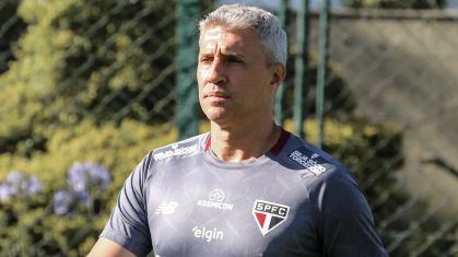 Crespo busca blindar São Paulo da crise política e foca na recuperação do time