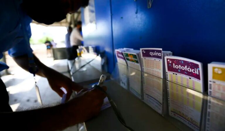 Duas apostas na Lotofácil dividem prêmio de R$ 5 milhões
