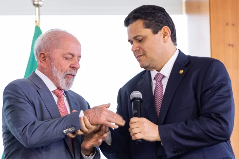 Relação entre Lula e Alcolumbre se deteriora após decisões no Congresso
