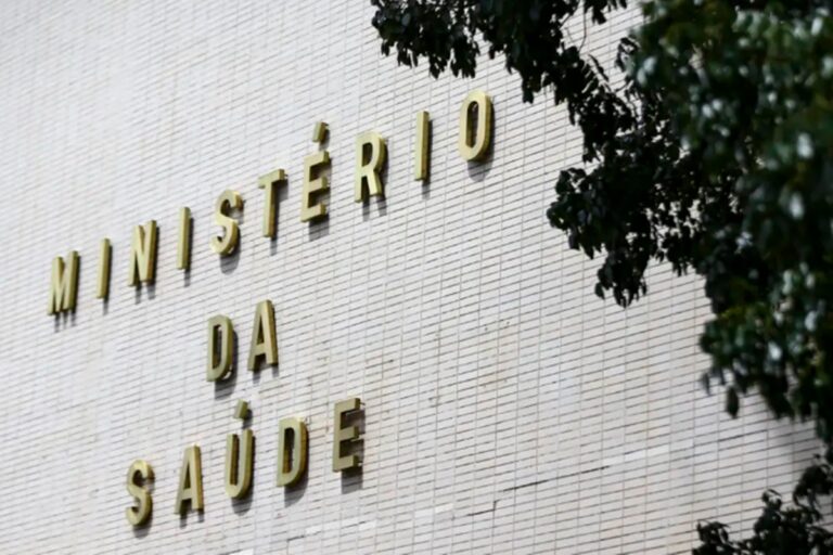 CNU 2024: Ministério da Saúde convoca 300 aprovados para contratações