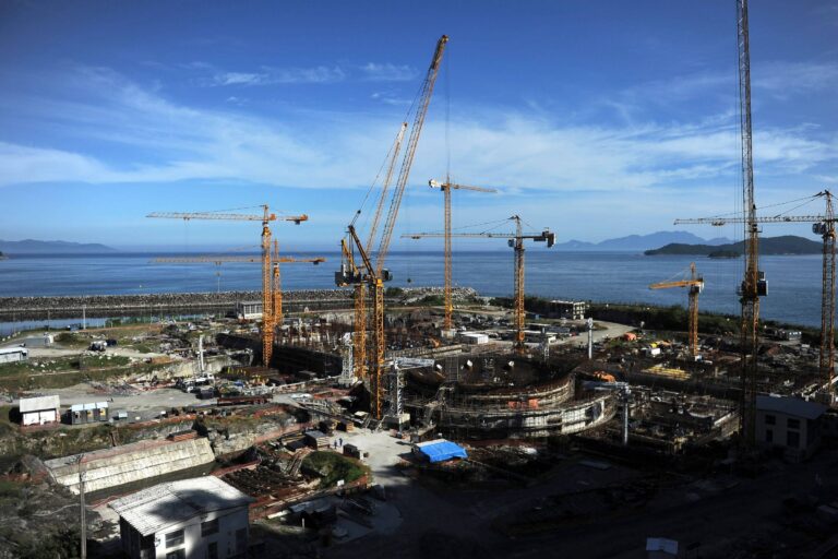 Governo Lula adia para 2026 decisão sobre Angra 3